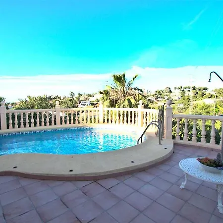 Holiday home Con Piscina Para 8 Personas *