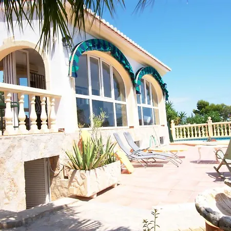 Con Piscina Para 8 Personas Holiday home *